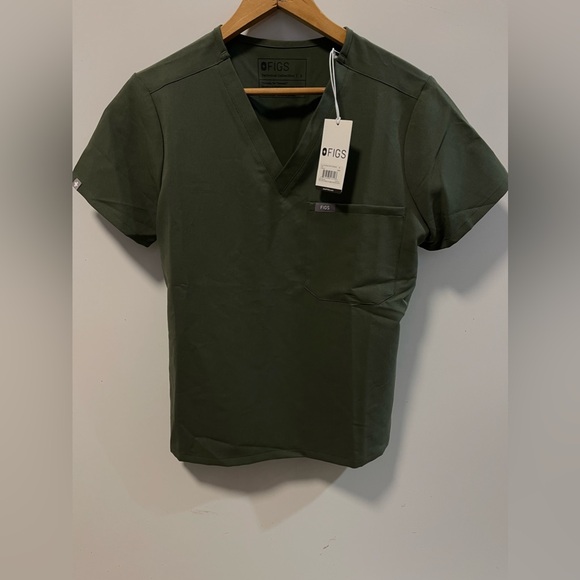 Lot of 3 FIGS W KADE CARGO SCRUB BLACK and 2 CATARINA PETITE SCRUB GREEN Small - Picture 3 of 10